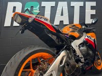 HONDA CBR1000RR Fireblade