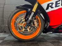 HONDA CBR1000RR Fireblade