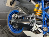 BMW HP2