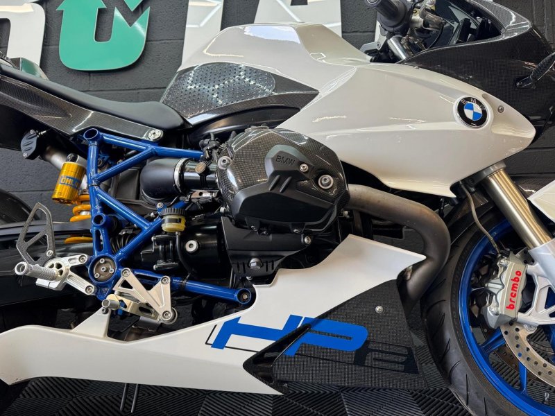 BMW HP2