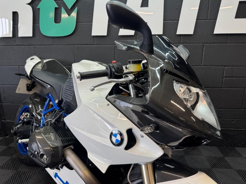BMW HP2