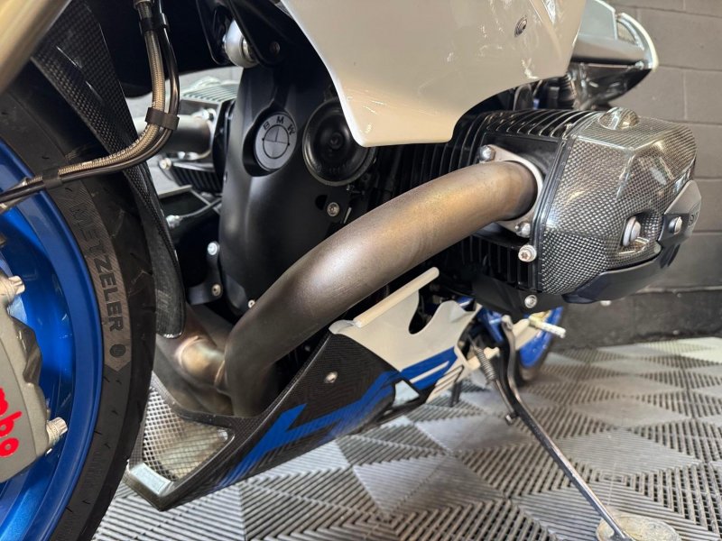 BMW HP2
