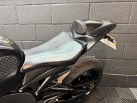 HONDA CBR1000RR Fireblade
