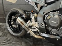 HONDA CBR1000RR Fireblade