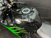 KAWASAKI ZZR1400