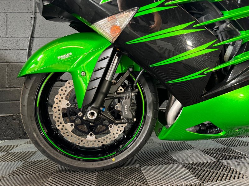 KAWASAKI ZZR1400