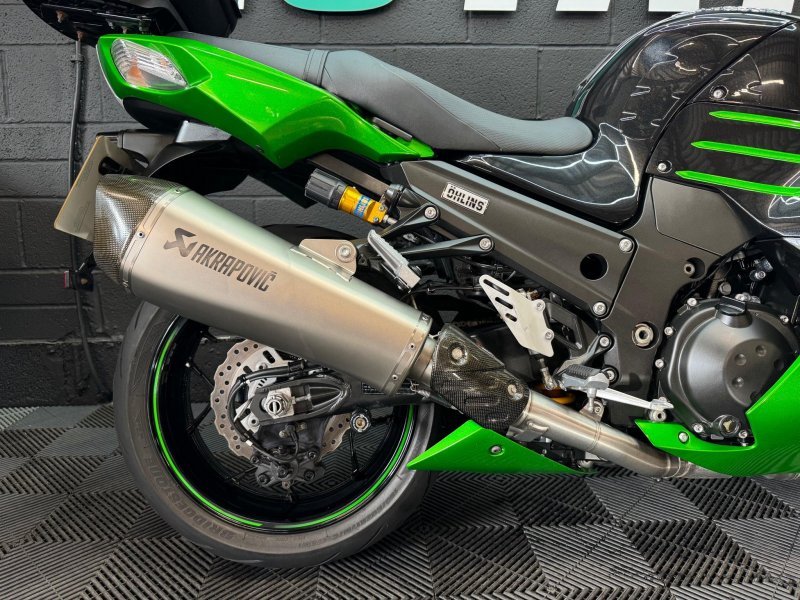 KAWASAKI ZZR1400