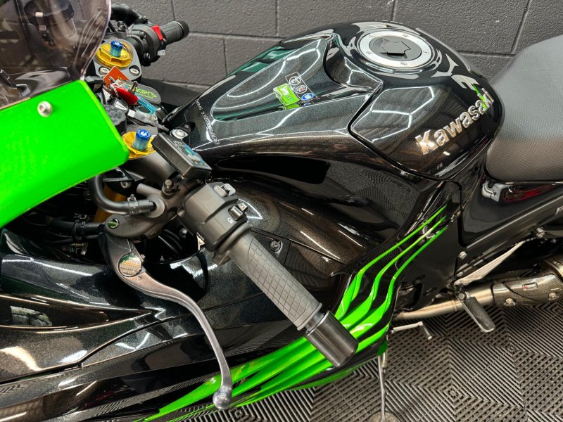 KAWASAKI ZZR1400