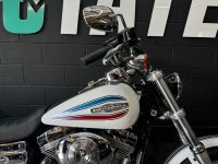 HARLEY-DAVIDSON Dyna