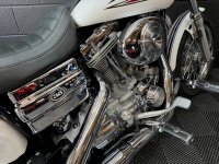 HARLEY-DAVIDSON Dyna