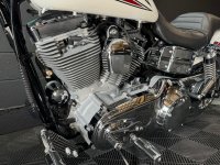 HARLEY-DAVIDSON Dyna