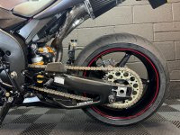 YAMAHA R1