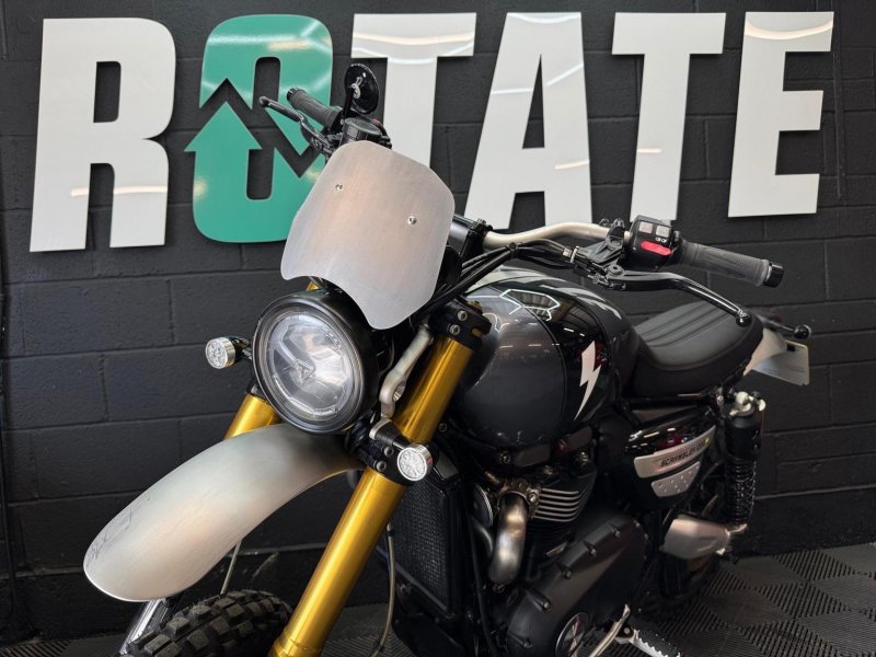 TRIUMPH SCRAMBLER 1200