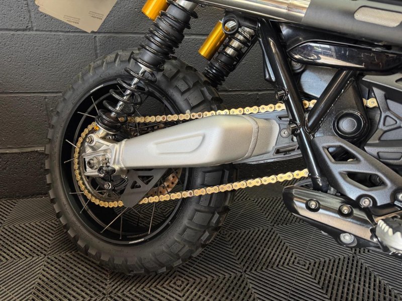 TRIUMPH SCRAMBLER 1200