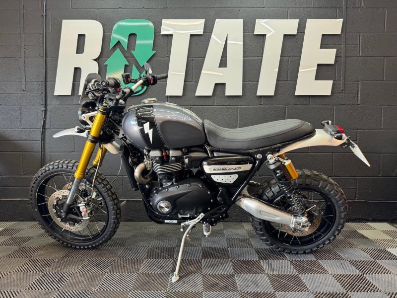 TRIUMPH SCRAMBLER 1200