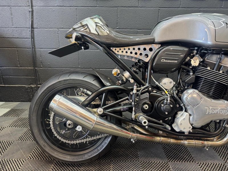 NORTON DOMINATOR