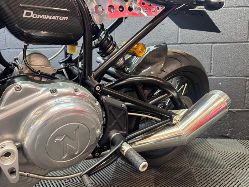 NORTON DOMINATOR