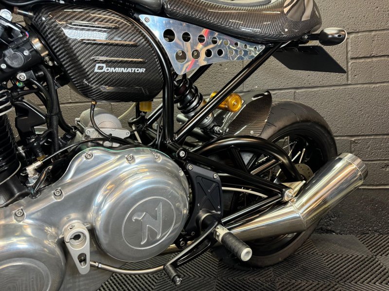 NORTON DOMINATOR