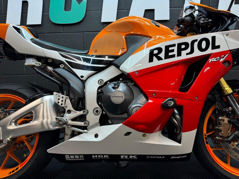 HONDA CBR600RR
