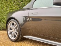 ASTON MARTIN VANTAGE