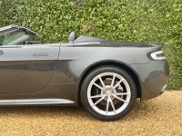 ASTON MARTIN VANTAGE
