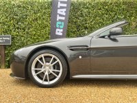 ASTON MARTIN VANTAGE