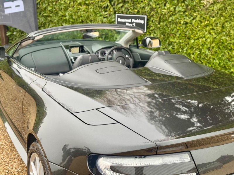 ASTON MARTIN VANTAGE