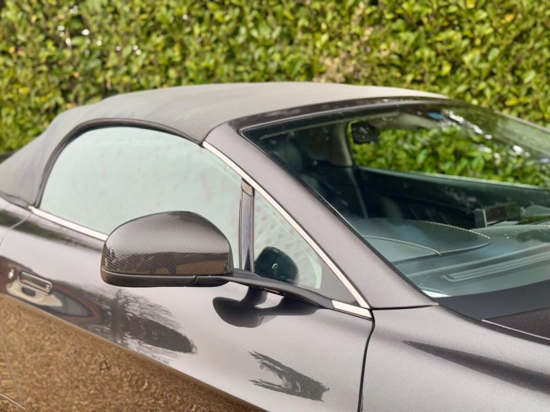 ASTON MARTIN VANTAGE