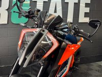 KTM 1290 SUPER DUKE R