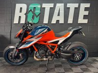 KTM 1290 SUPER DUKE R