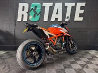 KTM 1290 SUPER DUKE R