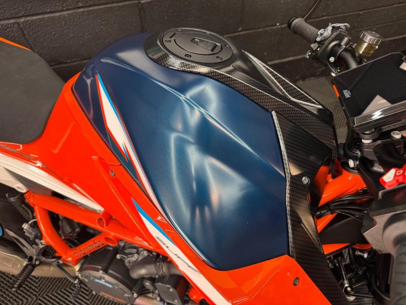KTM 1290 SUPER DUKE R