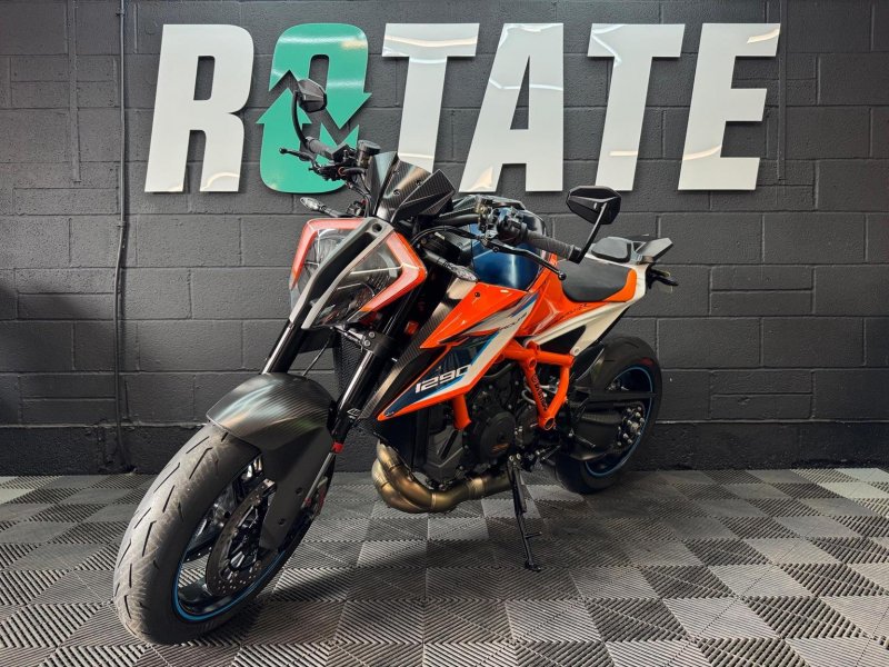 KTM 1290 SUPER DUKE R