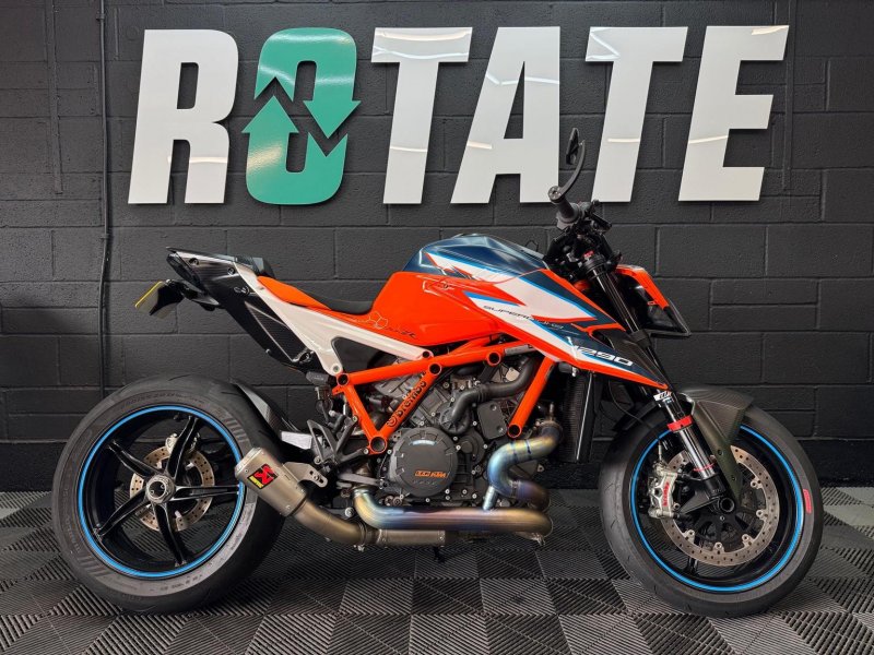 KTM 1290 SUPER DUKE R