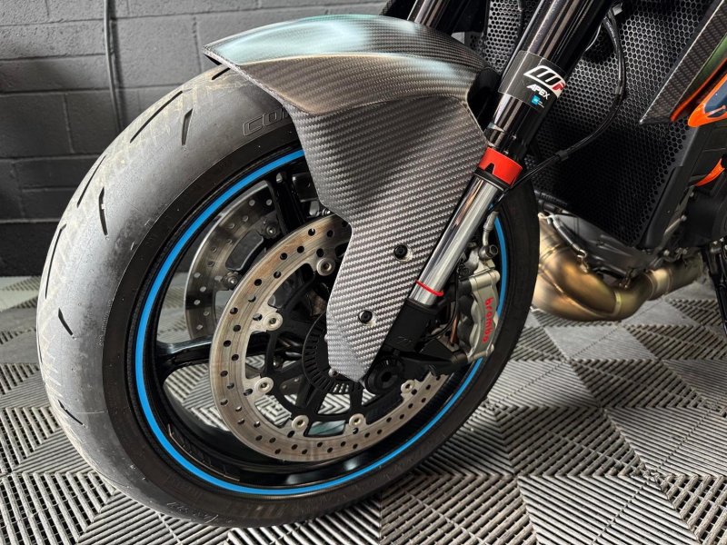 KTM 1290 SUPER DUKE R