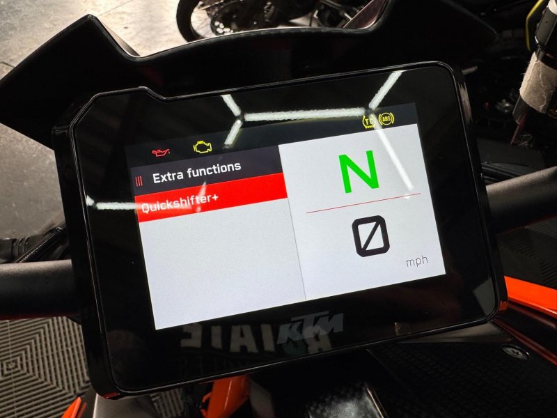KTM 1290 SUPER DUKE R
