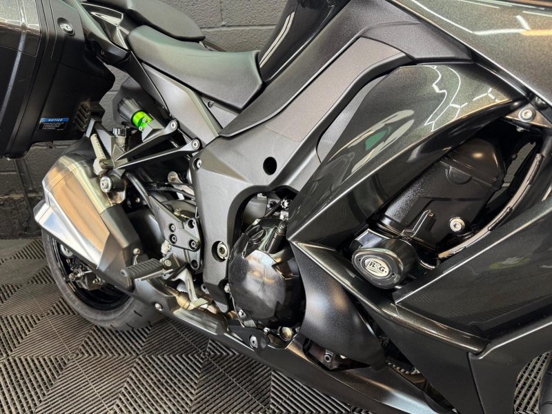 KAWASAKI Z1000
