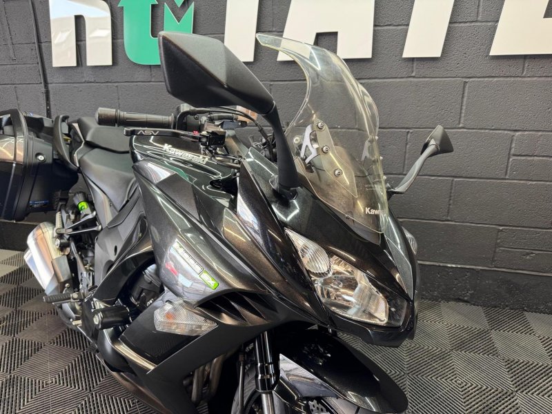 KAWASAKI Z1000
