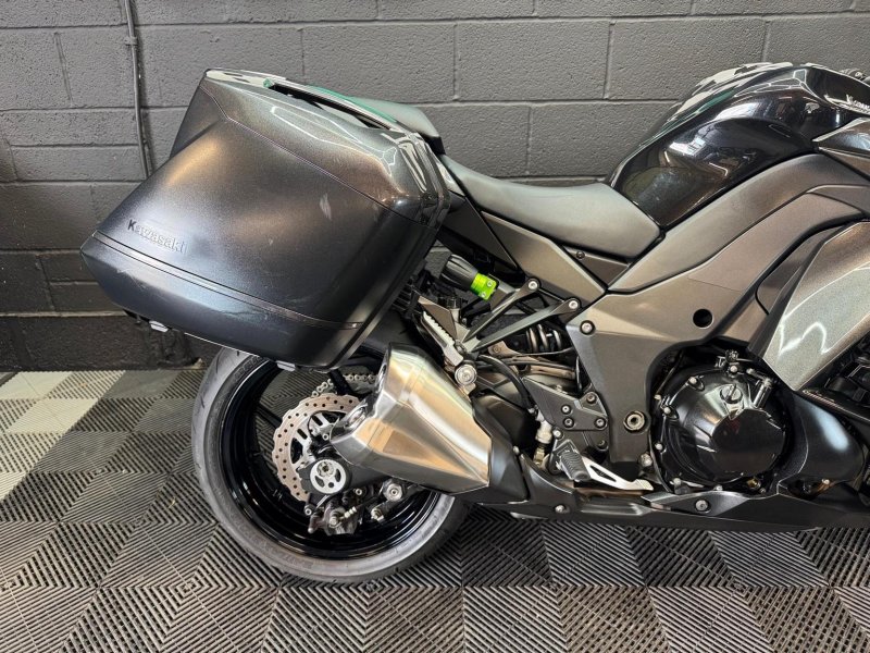 KAWASAKI Z1000