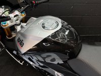 APRILIA Tuono 1100 V4