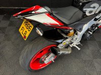 APRILIA Tuono 1100 V4