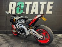 APRILIA Tuono 1100 V4