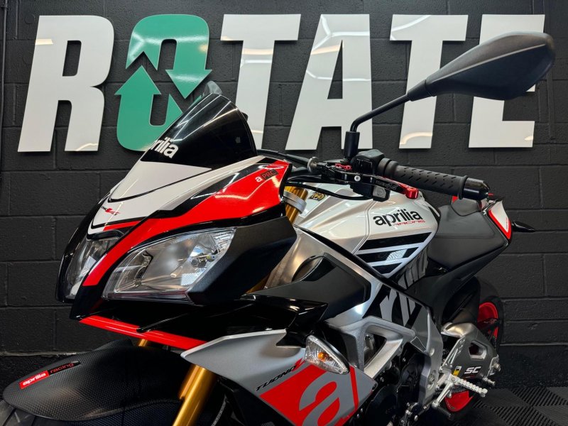 APRILIA Tuono 1100 V4