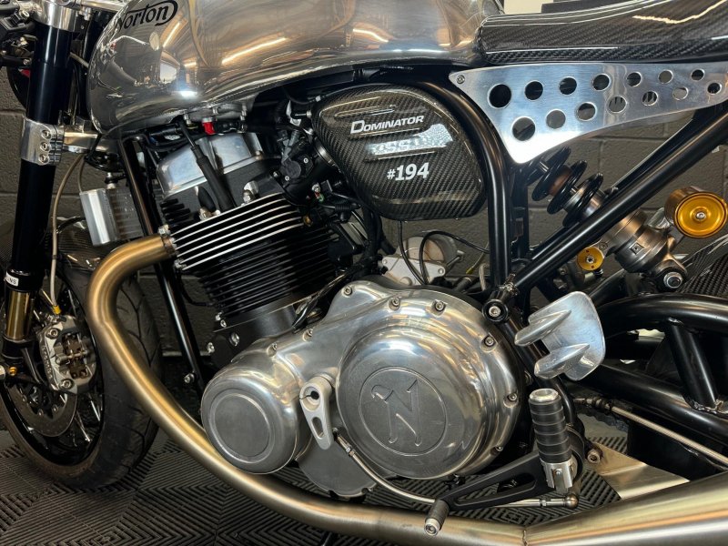 NORTON DOMINATOR