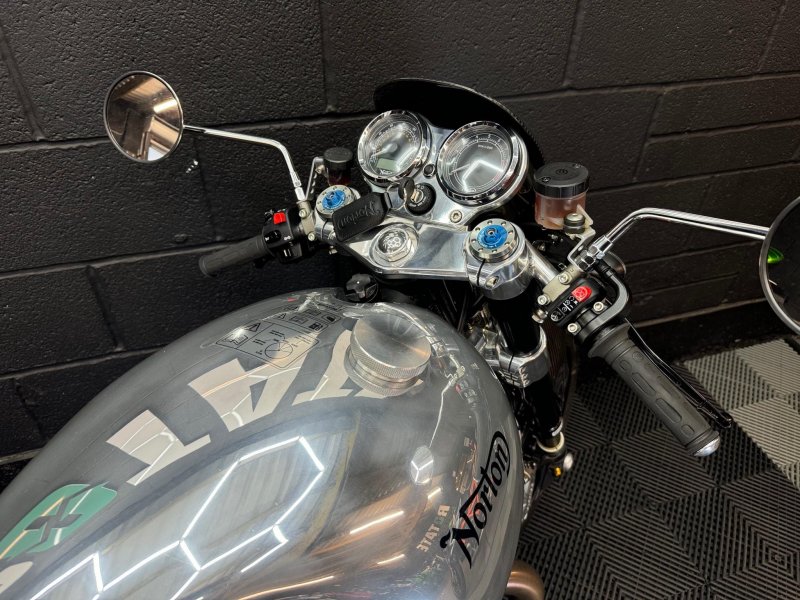 NORTON DOMINATOR