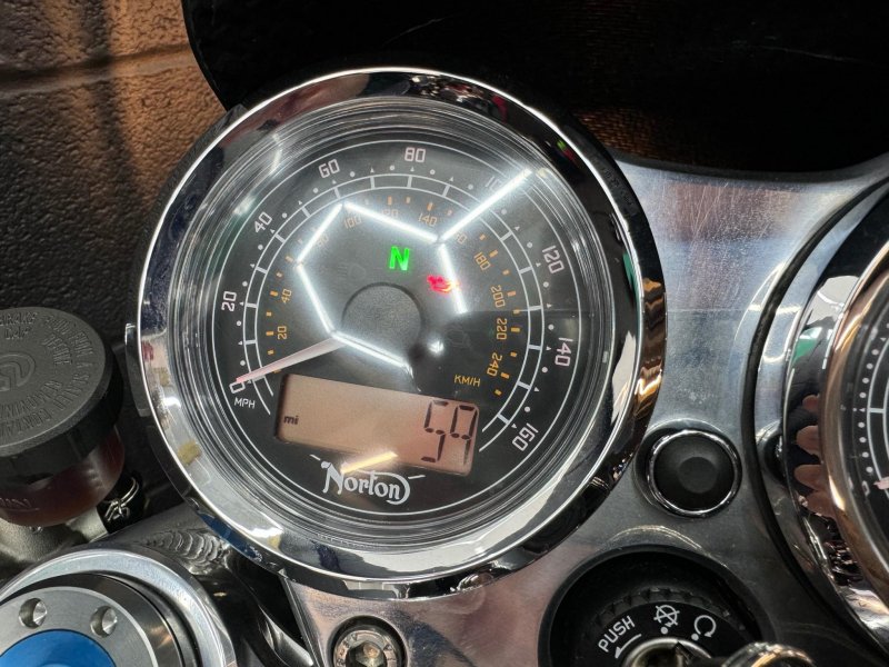 NORTON DOMINATOR