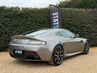 ASTON MARTIN VANTAGE