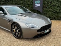 ASTON MARTIN VANTAGE