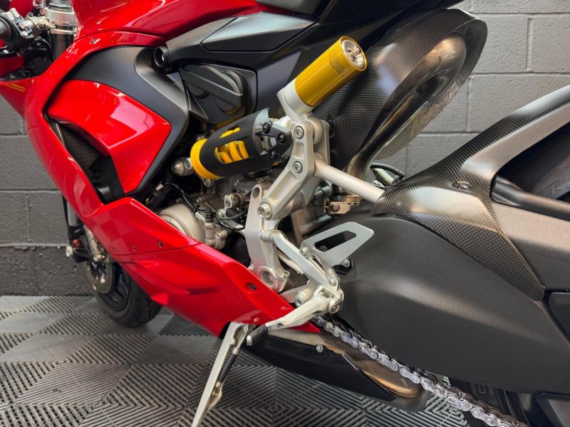 DUCATI PANIGALE V2