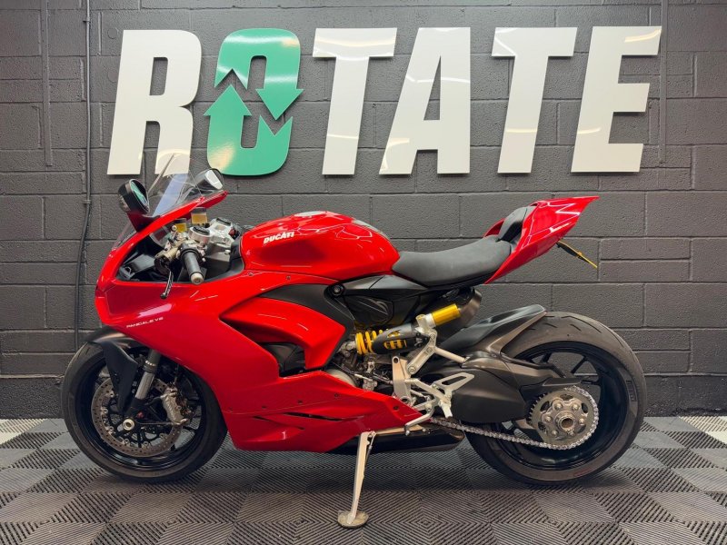 DUCATI PANIGALE V2